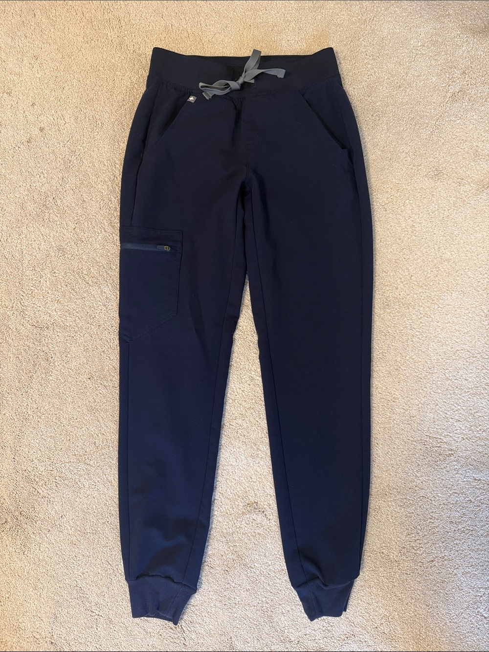 Figs Navy Women's Zamora Jogger Scrub Pant with Zip Cargo Pocket